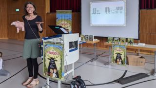 Lesung von Kinderbuchautorin Martina Baumbach an der Grundschule Neuried (Foto: Grundschule Neuried)