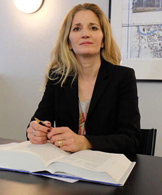 Rechtsanwältin Friederike Kerger von der Kanzlei Kerger & Partner Rechtsanwälte GbR ist spezialisiert auf Bau- und Immobilienrecht.