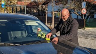 Kraillings Bürgermeister, Rudolph Haux, freute sich über jeden Richtigparker (Foto: Unser Würmtal)