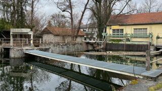 Das alte Kraftwerk soll saniert werden und eine Fischtreppe erhalten. (Foto: Andreas Hitzler)