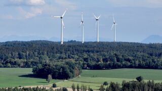 Die Windräder von Berg - der Anblick war einst "ein Stein des Anstoßes" (Foto: Jürgen Haubeil/Unser Würmtal)