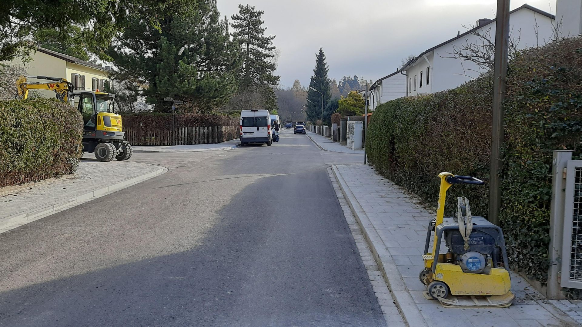 Die Sonnwendstraße erstrahlt in neuem Glanz.