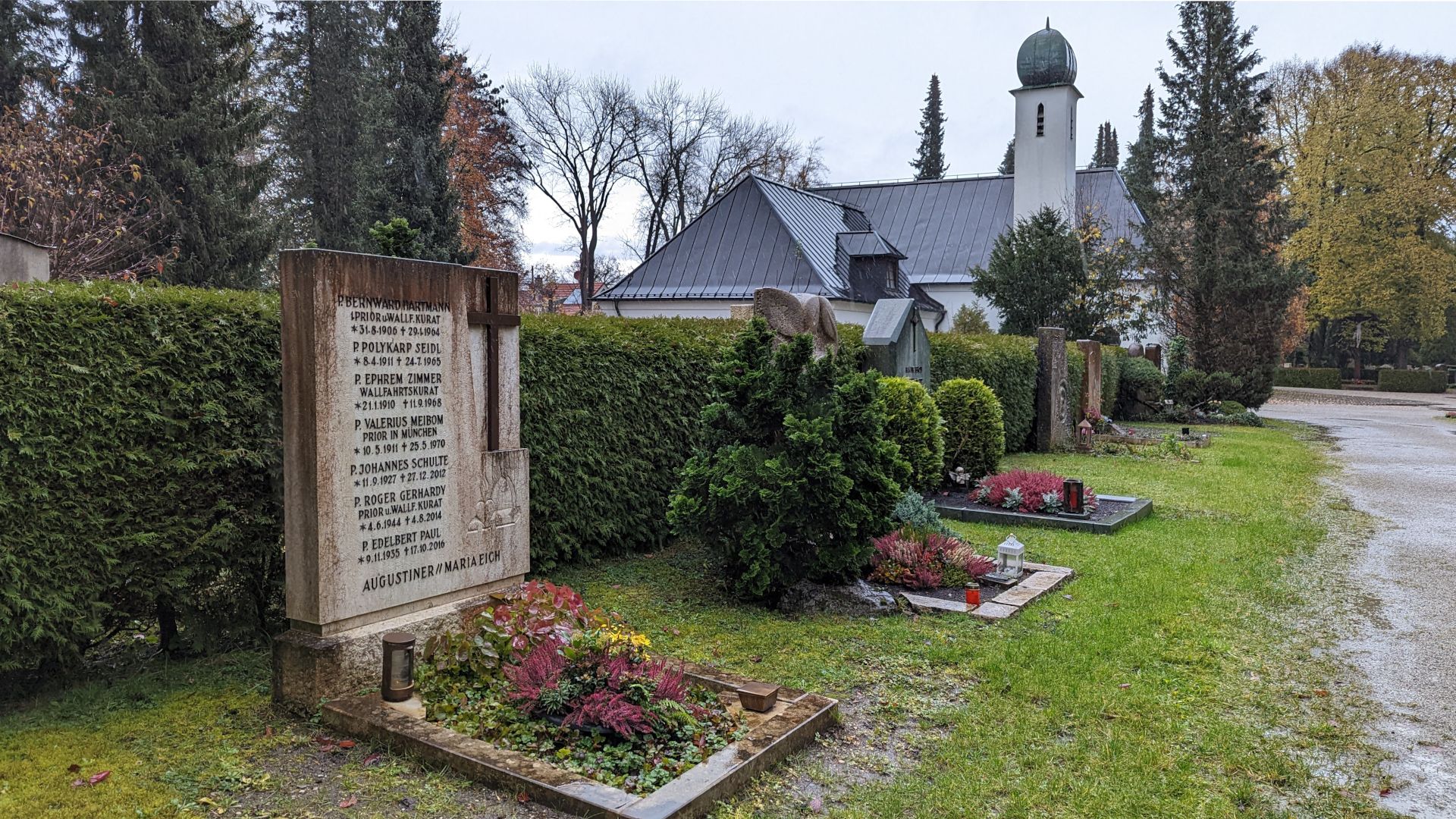 Passt auf den Planegger Friedhof eine moderene Grabstelle? (Foto: Unser Würmtal)