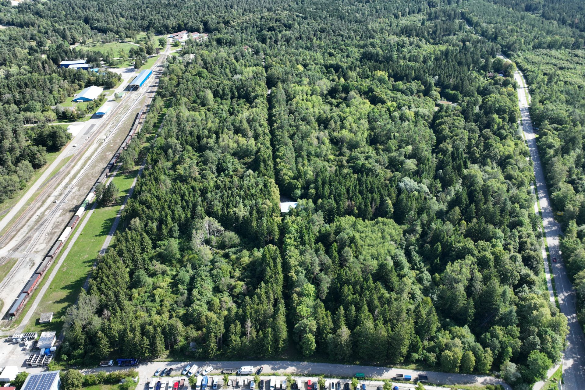 Blick nach Osten - im Vordergrund die Luise-Meitner-Straße. Klick öffnet hochauflösendes Bild (Foto: Unser Würmtal)